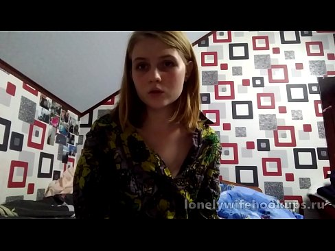 ❤️ Jèn etidyan blond ki soti nan Larisi renmen pi gwo Dick. ☑ Videyo anal nan ht.muitohentai.ru ☑